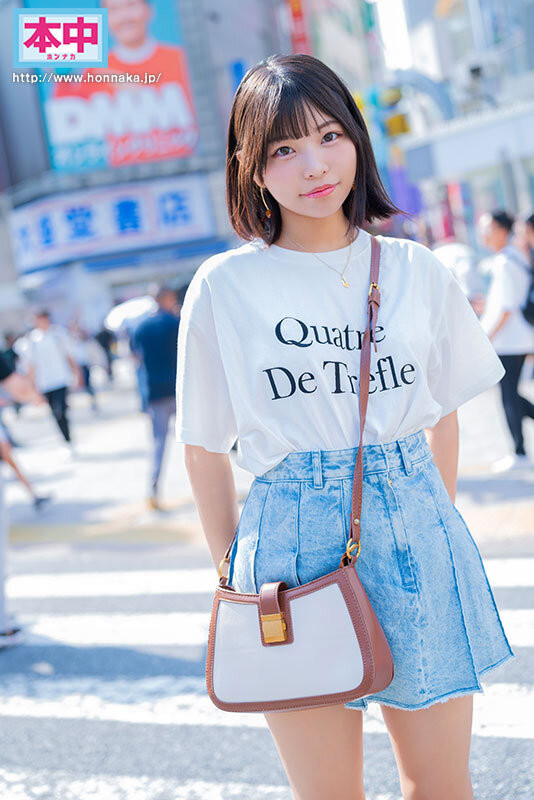 (HMN-660)长得像乃木坂46的偶像!写真模特儿的她下海惹!