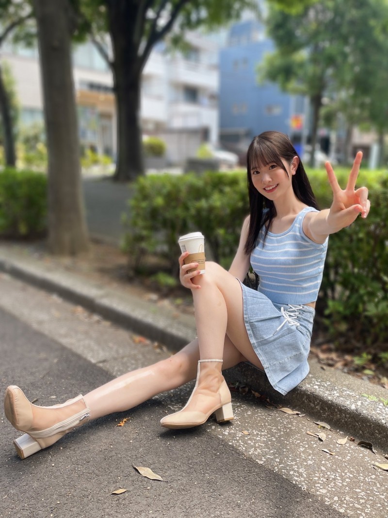 女优摄影会:「校花」白上咲花与Foraver在2025年的第一战!