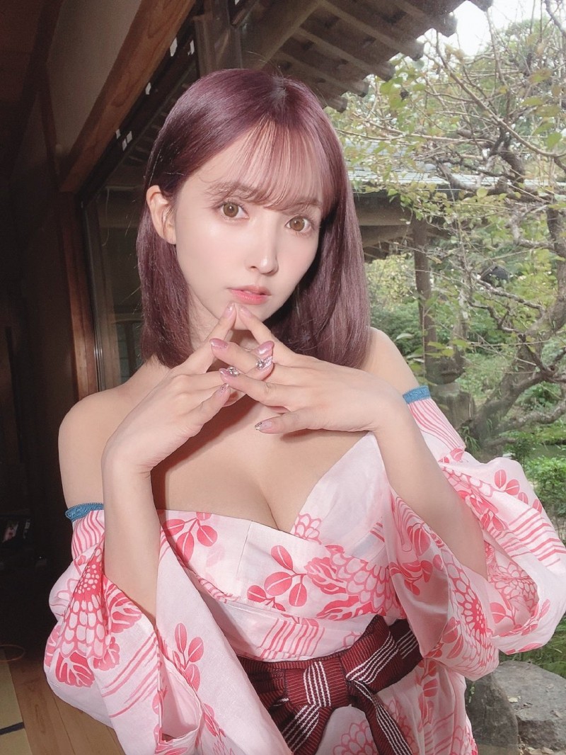 SSNI-989超无奈跟讨厌的武田大树一起出差! 三上悠亚一夜嗨不停!