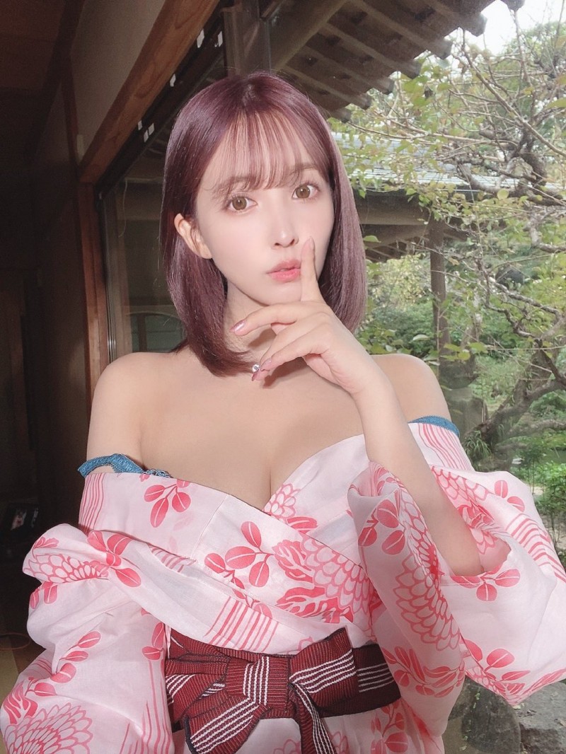 SSNI-989超无奈跟讨厌的武田大树一起出差! 三上悠亚一夜嗨不停!