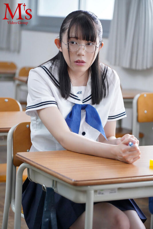 最新推荐!「我被恋母情结的大叔玩弄了胸部」系列作品介绍……