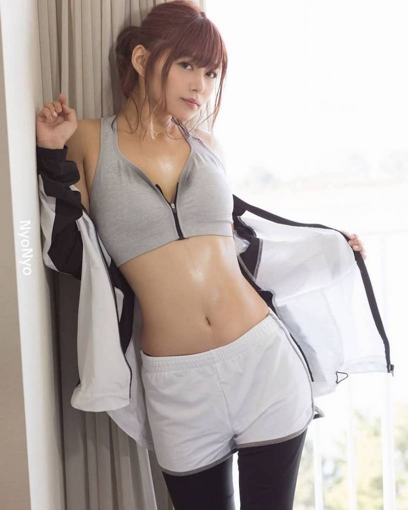 最新推荐!AV界最强属性人间国宝《绀野光》精选作品介绍……