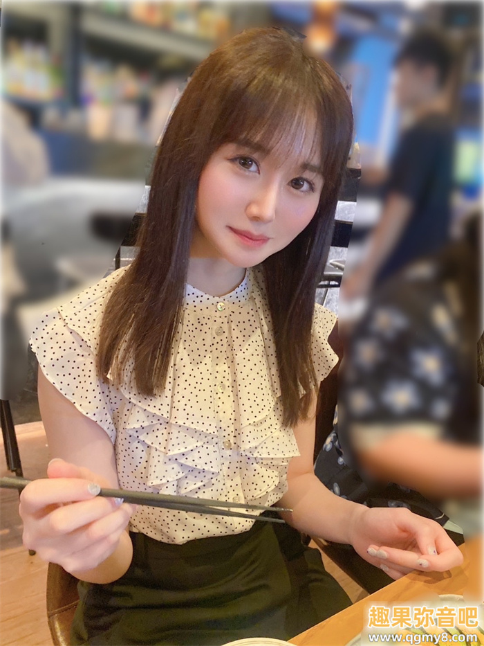 艾薇人生第二章! 172.5厘米九头身的小坂七香被射得一脸都是!