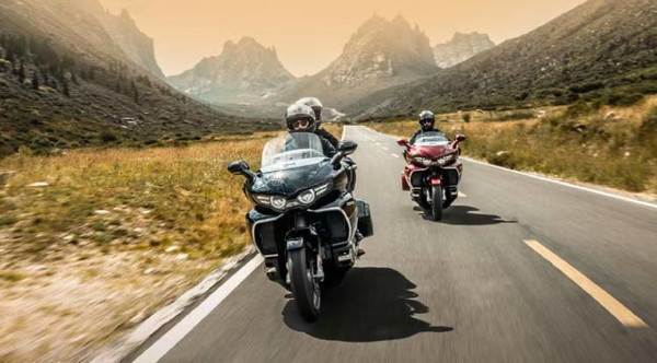 魏建军:长城摩托车有座椅/手把加热 冬天骑车也不冷 魏建军:长城摩托车有座椅/手把加热 冬天骑车也不冷