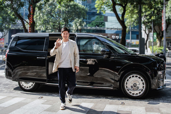 亚洲飞人苏炳添成为极氪009车主 苏炳添成为极氪009车主 亚洲飞人配全球加速最快MPV