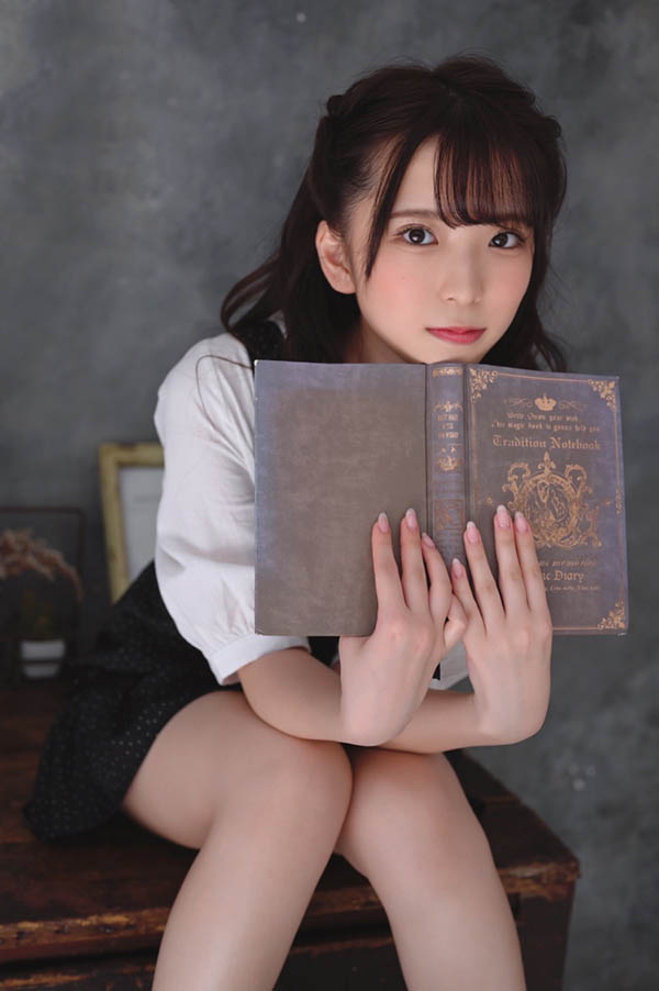 最新推荐!穿上JK制服最好看的AV女优《天音唯》精选作品介绍……