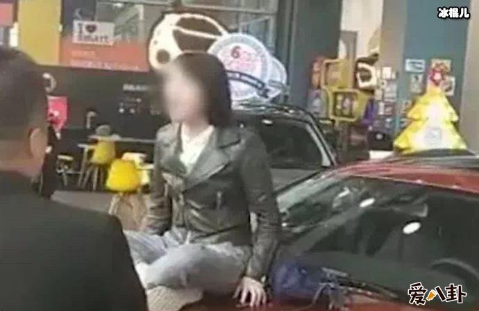 奔驰女车主事件是什么?为何车主王倩哭诉门事件始末