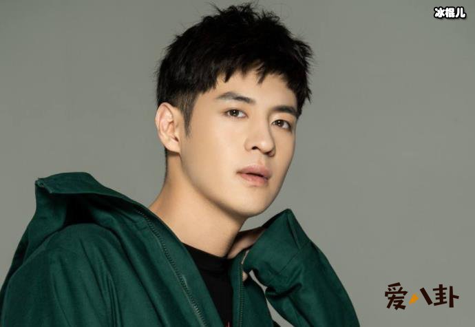 张奕聪谈恋爱了?身份背景被曝光引人好奇