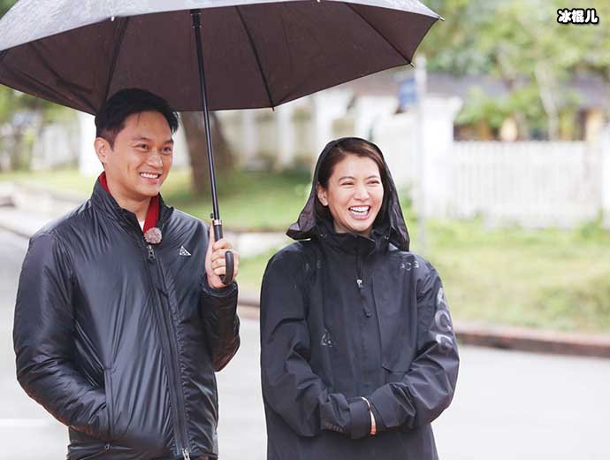 张智霖模仿袁咏仪买包欲望笑翻众人!看来这个梗是过不去了