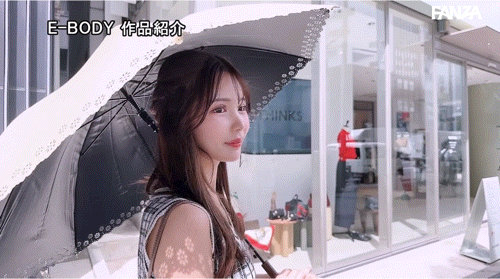 涼風うい(凉风忧)出道作品EBWH-198发布!网红转职拍AV!细腰巨乳外型超亮眼的她在床上也是一级棒!