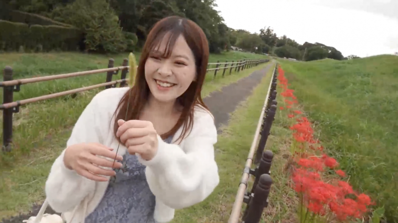 (FC2-PPV-4587033)解密!那位色白美肌、微乳美鲍、限时3天下马的美女是?