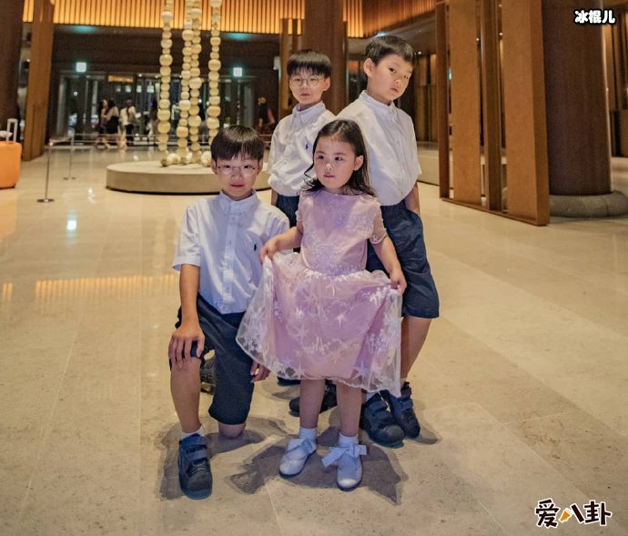 长大的宋民国被网友说没辜负对他的期待!宋民国照片