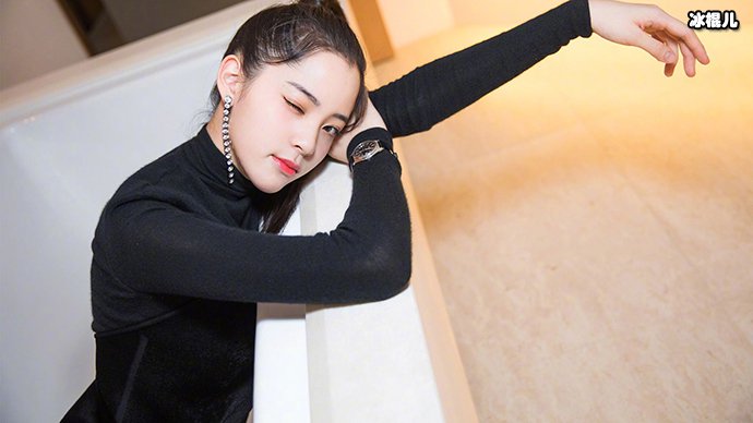 欧阳娜娜与王源谈恋爱了?欧阳娜娜是如何回应的?