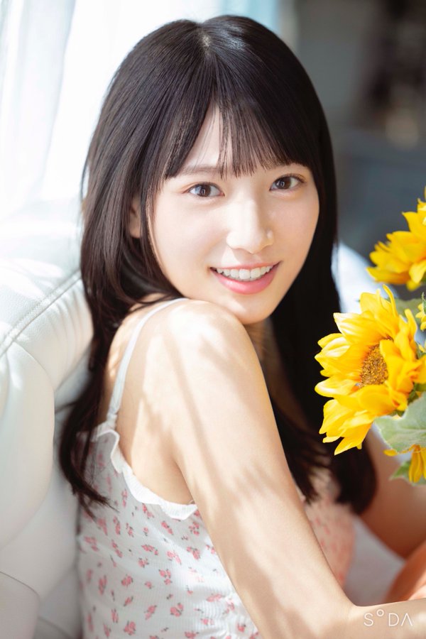 榊原萌出道作品番号及封面,榊原萌个人简介