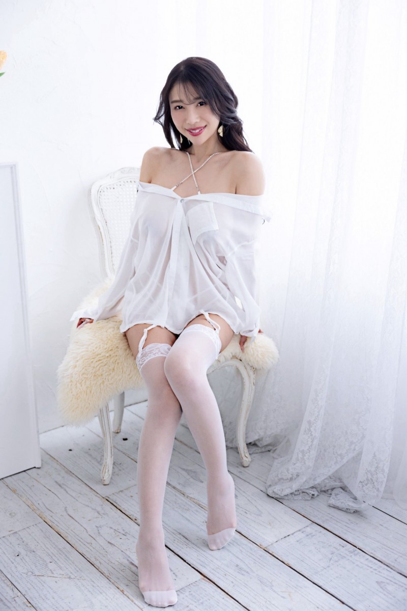 4月拍完作品11月引退! J罩杯的她不干了!