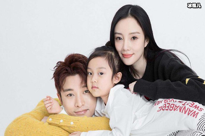 网传李小璐为甜馨改名了? 李小璐如何回应?