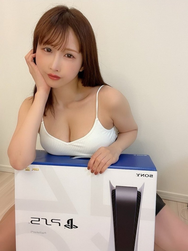 最新推荐!S1最强大400万H奶网红《Unpai》最新作品介绍……