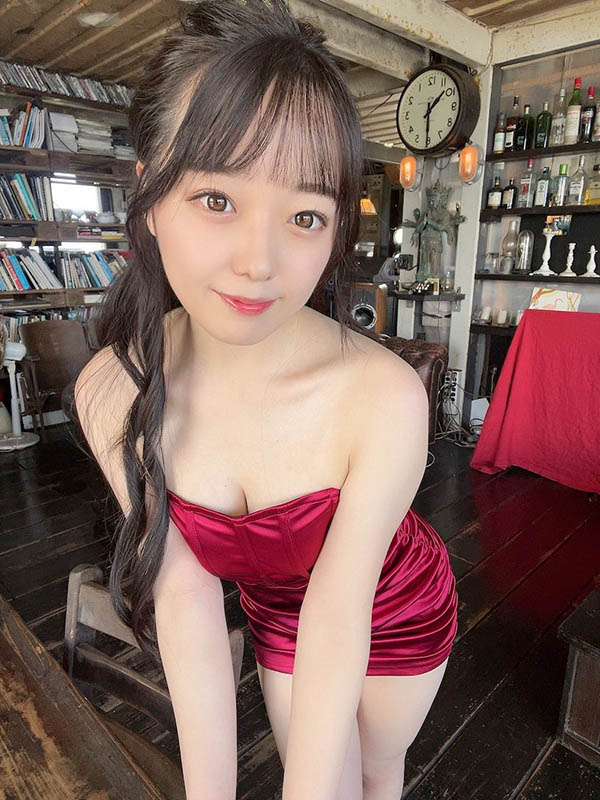 最新推荐!娇小雪白美少女《高濑里奈》精选作品介绍……