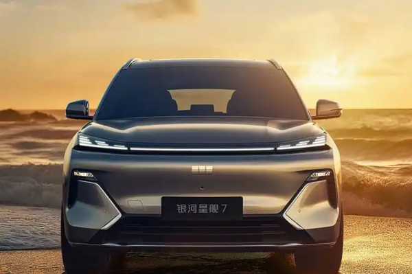 吉利银河星舰7 吉利1月销量突破26.6万辆创单月新高 新能源占比45%