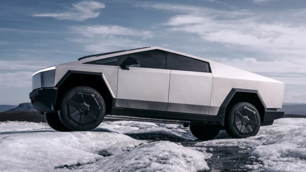 特斯拉FSD再遭投诉 Cybertruck车主称加速失控险丧命 特斯拉FSD再遭投诉 Cybertruck车主称加速失控险丧命