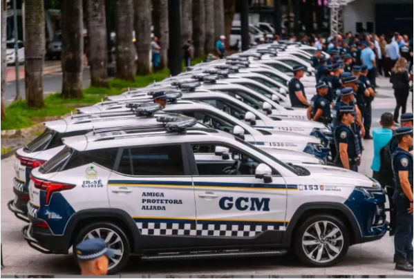 早报:小米手机春节销量第一 iOS 18.4 Beta 1下周发布 早报:小米手机春节销量第一 iOS 18.4 Beta 1下周发布