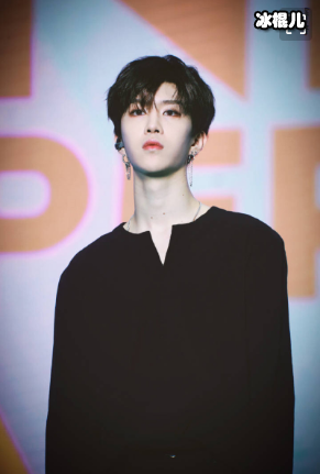 福西西三胞是什么梗?范丞丞个人资料