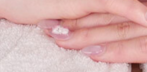 河北彩伽这片好奇怪⋯「那儿」竟然打上马赛克!