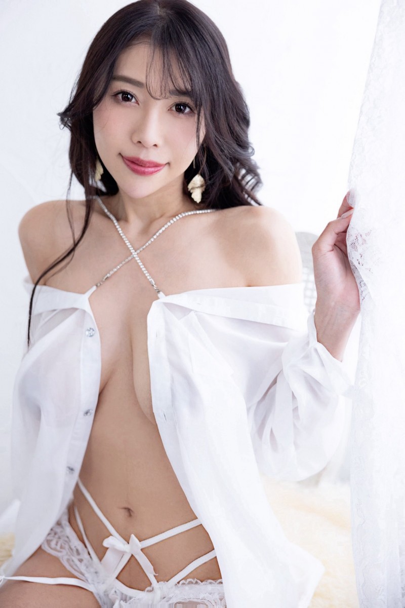 4月拍完作品11月引退!J罩杯的她不干了!