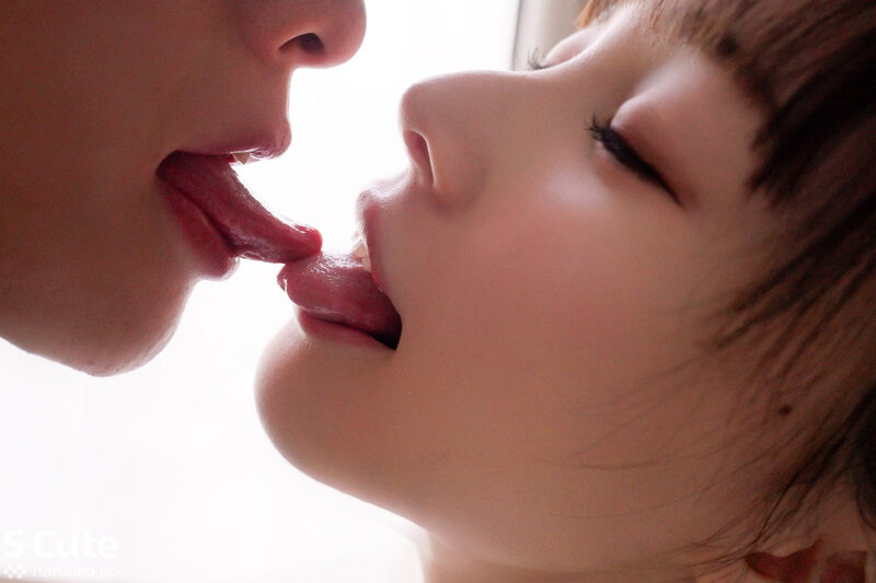 白石もも(白石桃)作品SQTE-561发布!禁忌的色情翘臀美人!看起来清秀…其实超会扭臀!