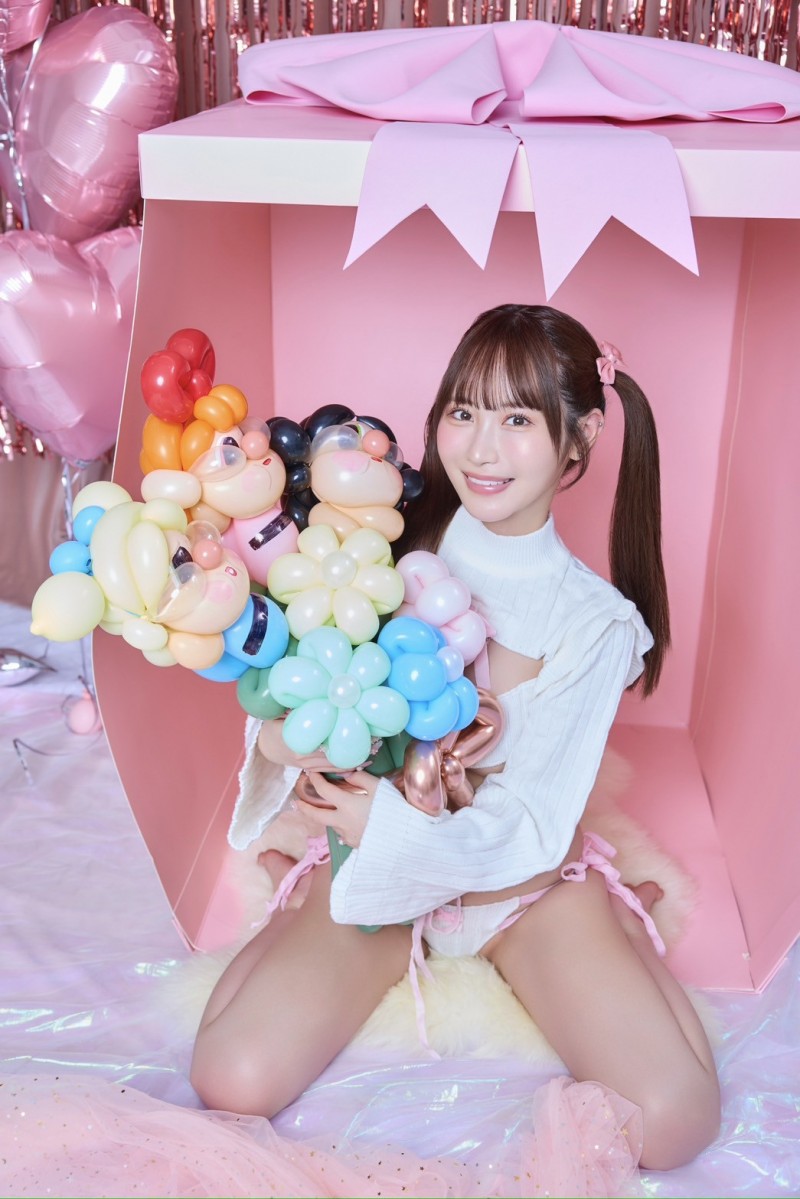 小野六花:曾经有三份Offer摆在我面前,而我选择了AV女优