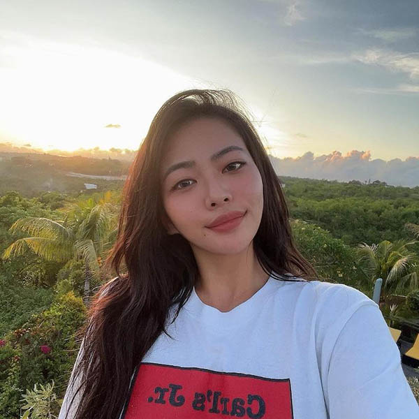 最新推荐!22岁超强小麦肌正妹《今井夏帆》最新作品介绍……