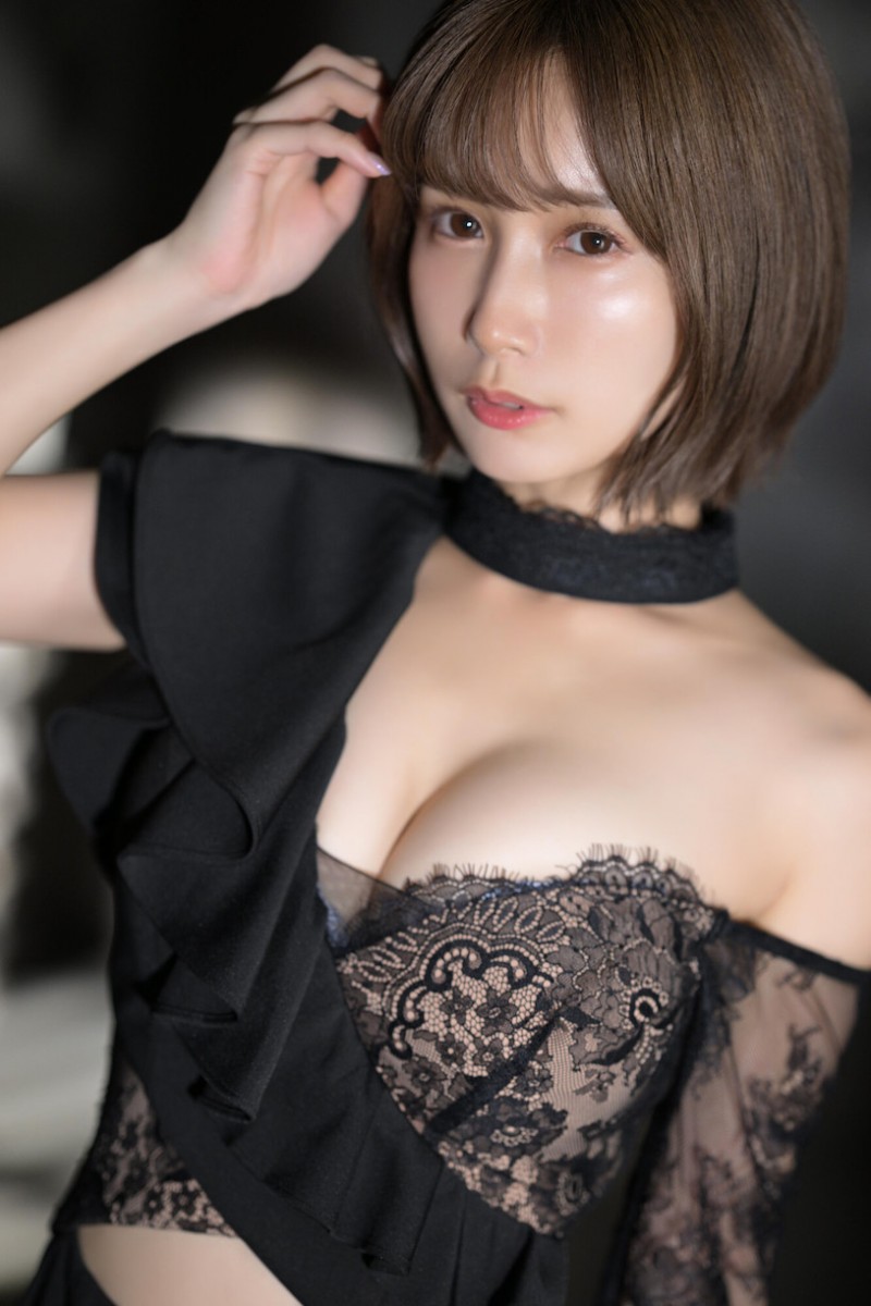 最新推荐!无敌美臀超极品《小岛南》精选作品介绍……