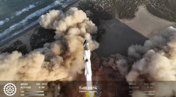 SpaceX星舰第八次试飞发射升空 助推器成功回收 SpaceX星舰第八次试飞发射升空 助推器成功回收