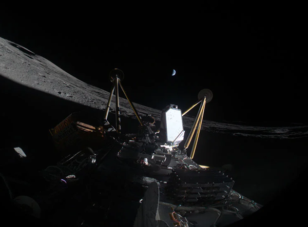 美国月球探测器雅典娜倾覆 商业登月计划遭遇挑战 美国月球探测器雅典娜倾覆 商业登月计划遭遇挑战