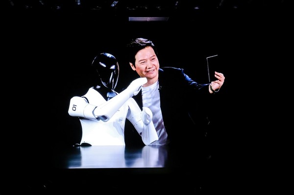 小米机器人铁大 华米OV耀布局机器人赛道 只是为了在工厂打螺丝?