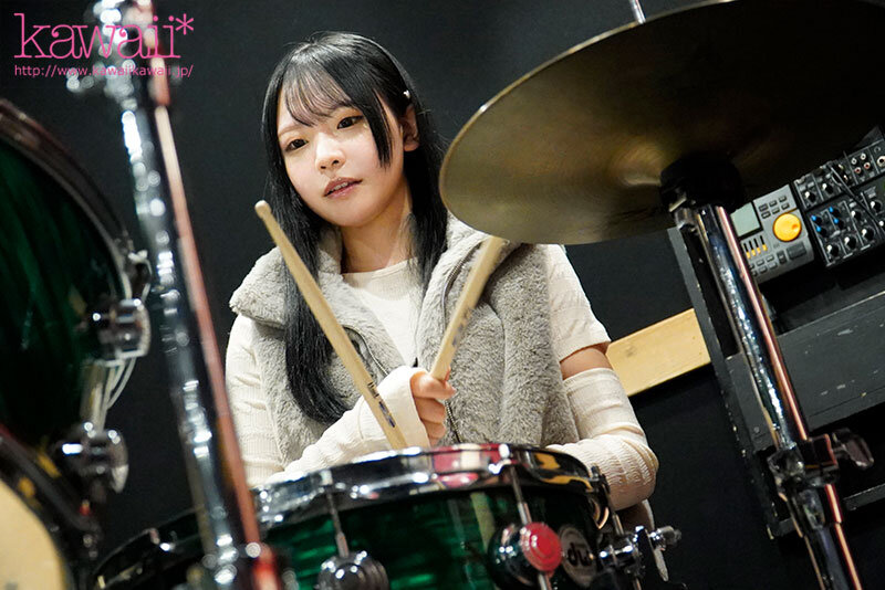 cawd00826jp-1.jpg 出口結絆(出口结绊)出道作品CAWD-826发布!周遭的人都是人渣!軽音社之花前进淫光幕找快乐!