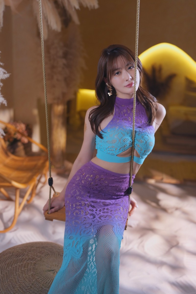 藤森里穂(藤森里穗):其实,这是我今年第一拍片喔。