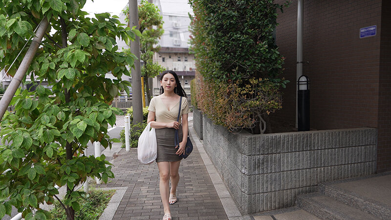 紗々原ゆり(纱纱原百合)作品HBAD-706发布!性欲持续高涨的巨臀美人妻,和婚前的秘密SEX对象再续前缘