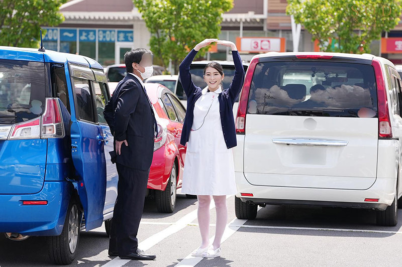 STARS-418,本庄铃最新作品2021/08/26发布!