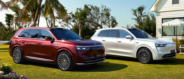 早报:苹果iOS 18.4正式发布 华为汽车业务收入暴涨 早报:苹果iOS 18.4正式发布 华为汽车业务收入暴涨