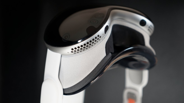 早报:华为HarmonyOS 5版本更新 Vision Pro 2新进展 早报:华为HarmonyOS 5版本更新 Vision Pro 2新进展