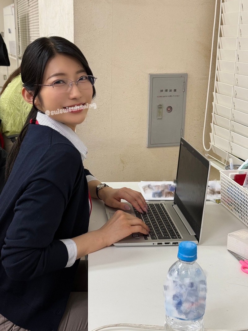 (SDJS-307)SOD最强兵器!168分公大长腿女子社员解禁给男优插了!