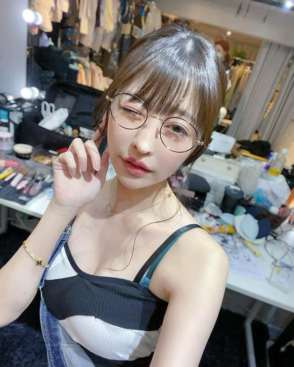 最新推荐!全面输出的微乳派女优《森日向子》最新作品介绍……