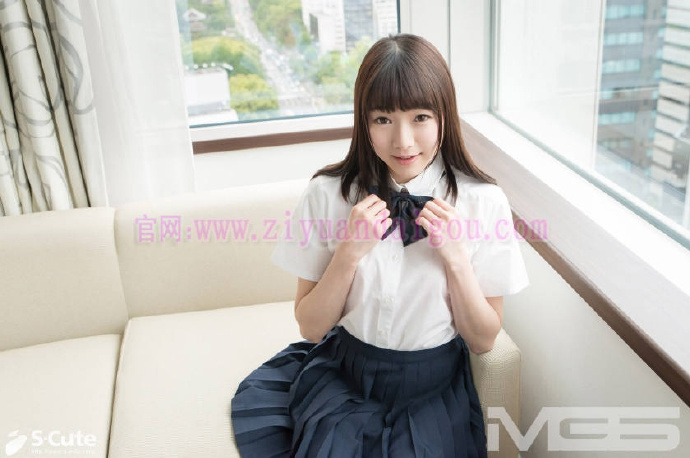 制服女子大生番号:SCUTE-483