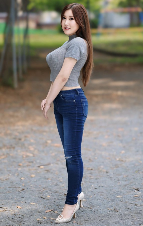 樱凉香(桜りょうか)出道作品番号及封面,樱凉香个人简介