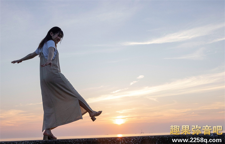 [MOGI-008]高中毕业后一直想红 春日惠奈（春日えな）最终还是下海挑战