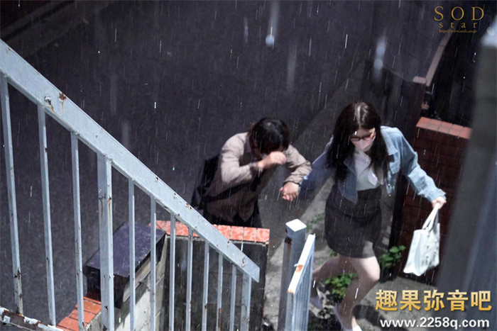 [STARS-725]戏剧初体验！ 神木丽开箱处男男友狂欢一整夜！