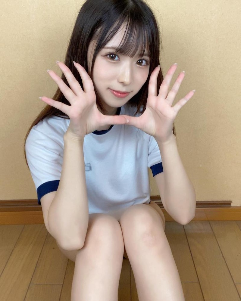 最新推荐!纯情感制服妹子《天音唯》精选作品介绍……