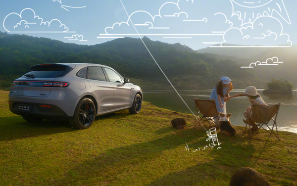 鸿蒙智行 四大新势力上周新增订单曝光:鸿蒙理想小鹏相差无几