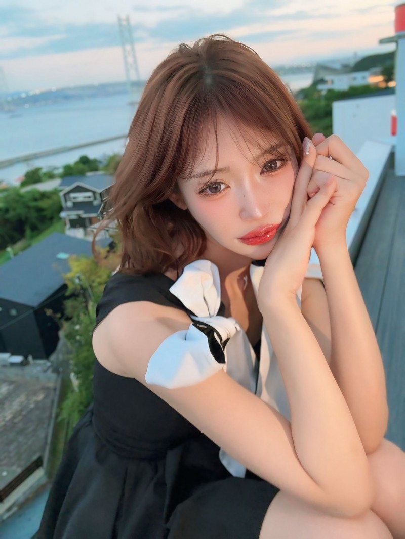 三张亲密的照片!这就是八掛杂志拍到的明日花!